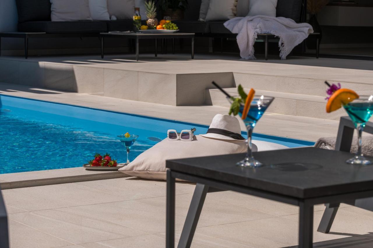 Villa Oasis - Your Luxury Home Away From Home Celopeci Экстерьер фото